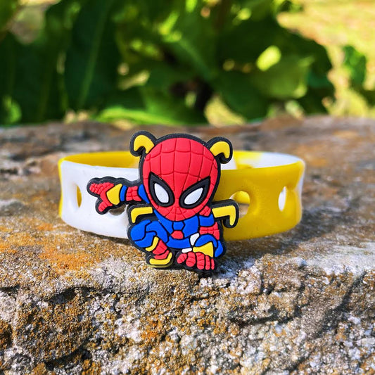 🕷️ Hero-inspired bracelet with a soft adjustable yellow-and-white band. Perfect for gifts 🎁, parties 🎉, and everyday fun.